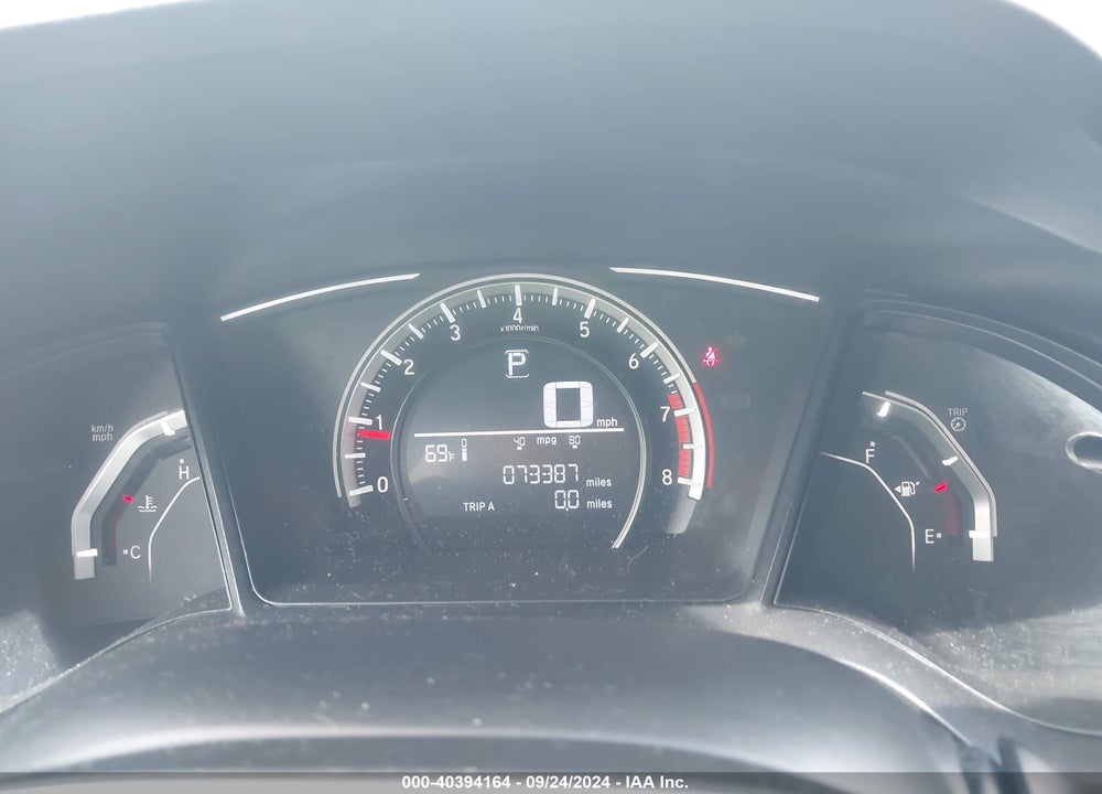 2018 HONDA CIVIC LX VIN: 19XFC2F5XJE204281