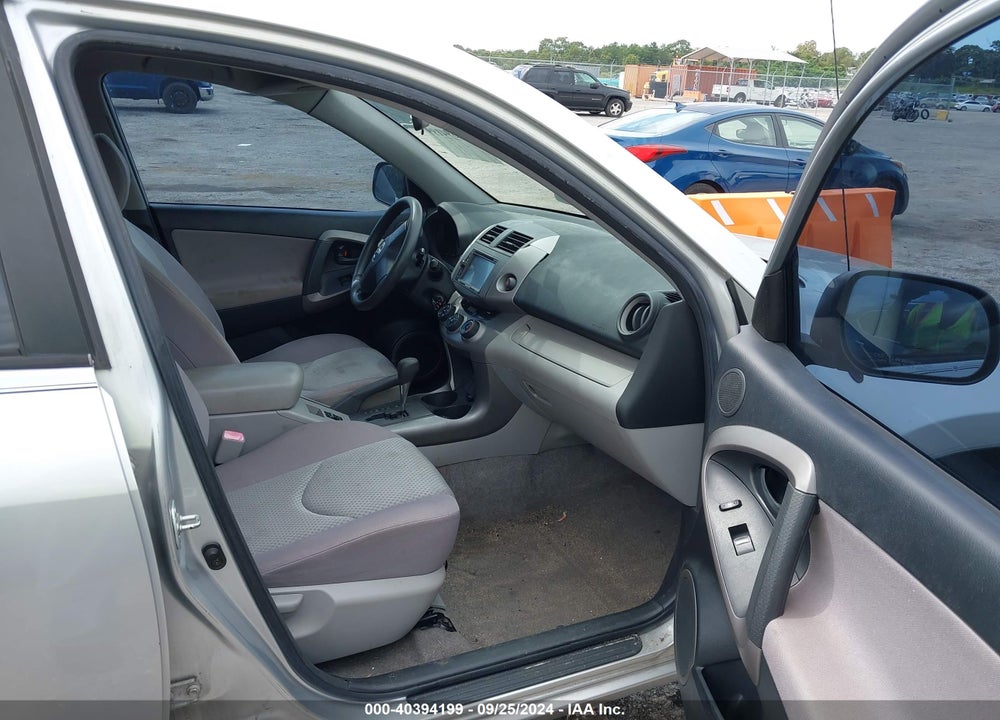 2006 TOYOTA RAV4 VIN: JTMZD33V565004741
