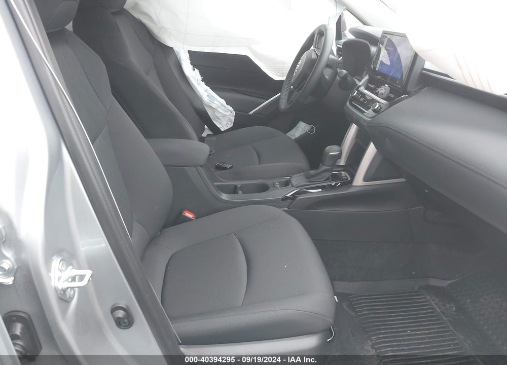2024 TOYOTA COROLLA CROSS LE VIN: 7MUCAABG8RV107713