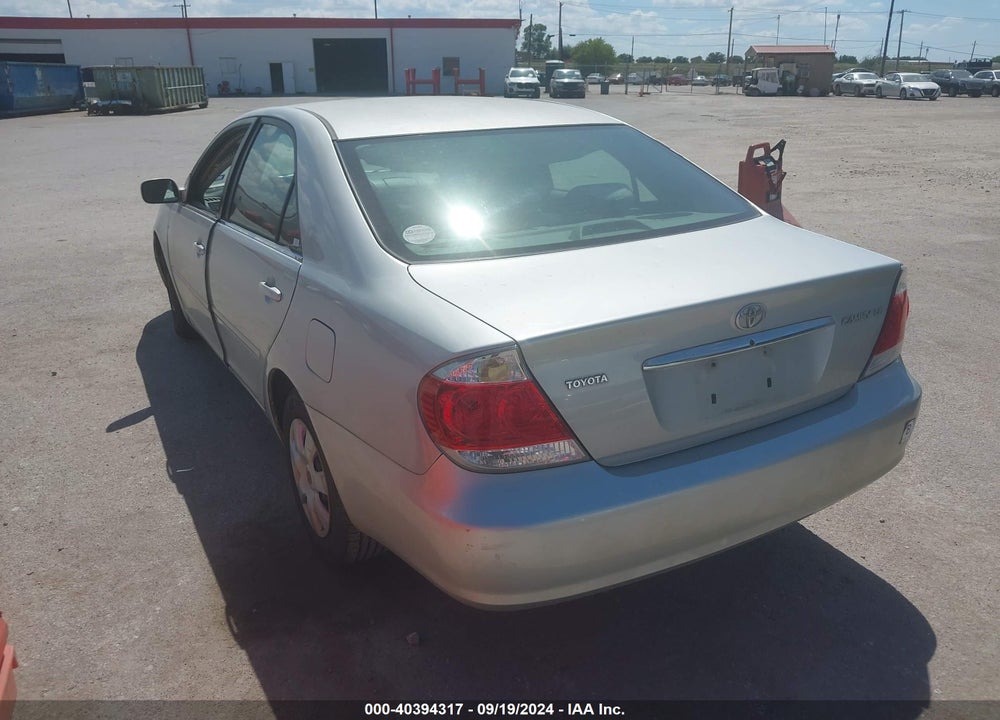 2005 TOYOTA CAMRY LE VIN: 4T1BE32K95U070182