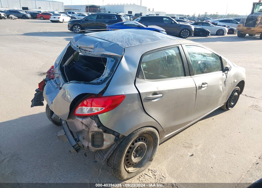 2014 MAZDA 2 SPORT VIN: JM1DE1KYXE0186987