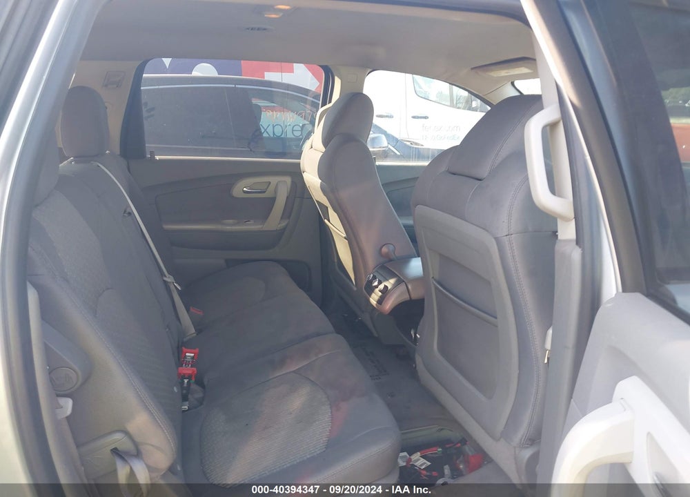 2010 GMC ACADIA SLE VIN: 1GKLRLED3AJ134873