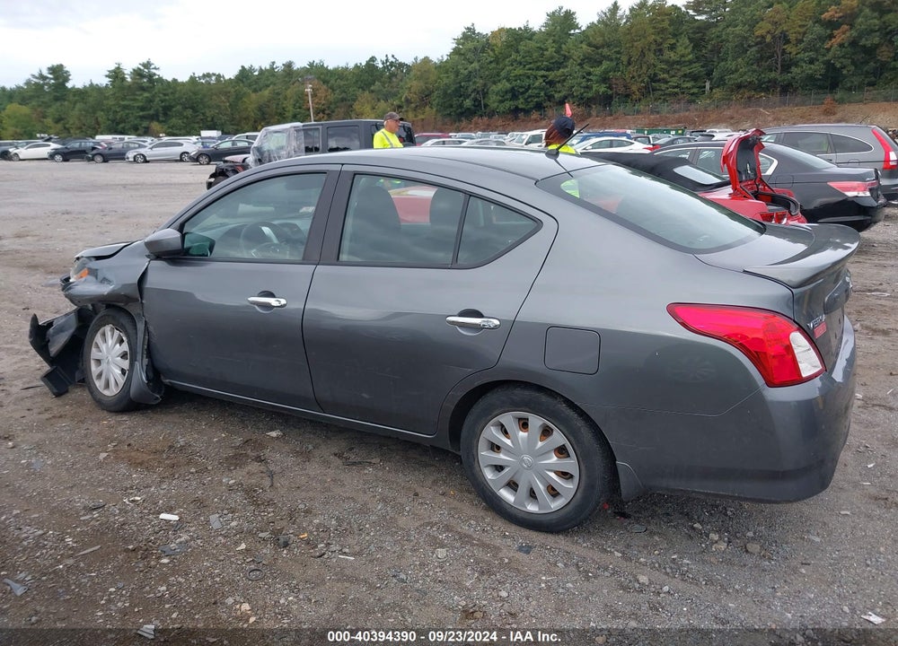 2018 NISSAN VERSA 1.6 SV VIN: 3N1CN7AP5JL867002