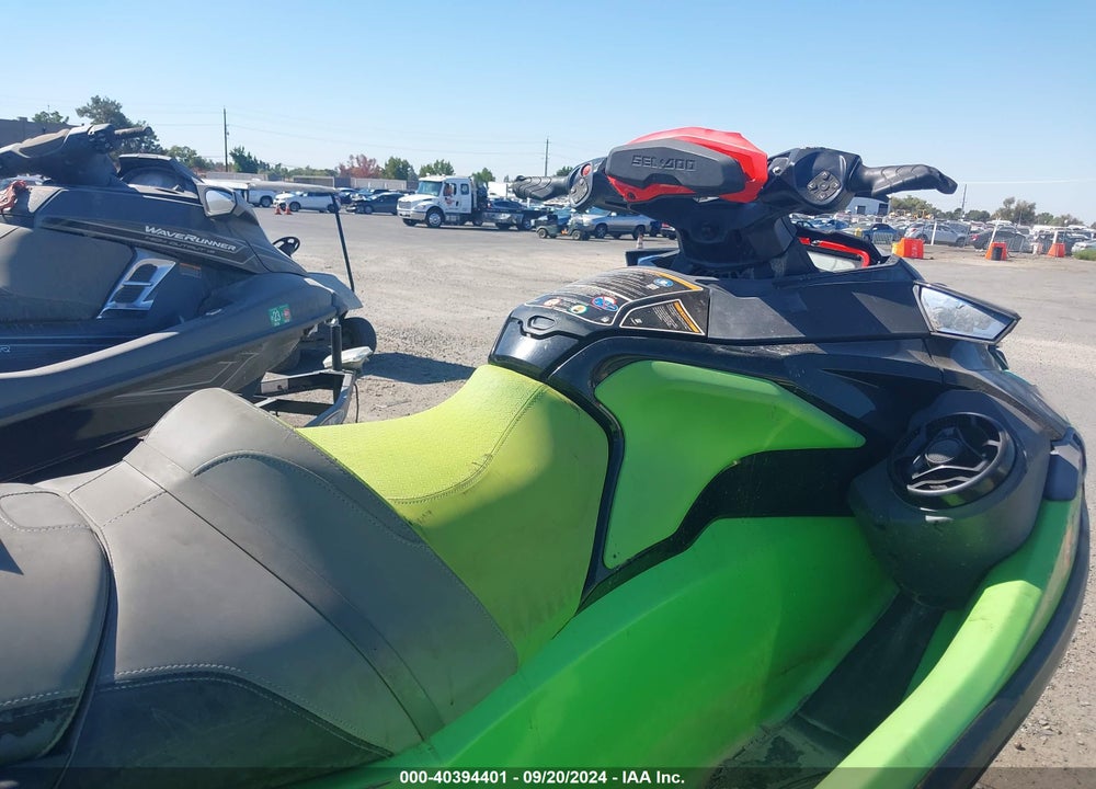 2020 SEADOO RTX300 VIN: YDV58789C020