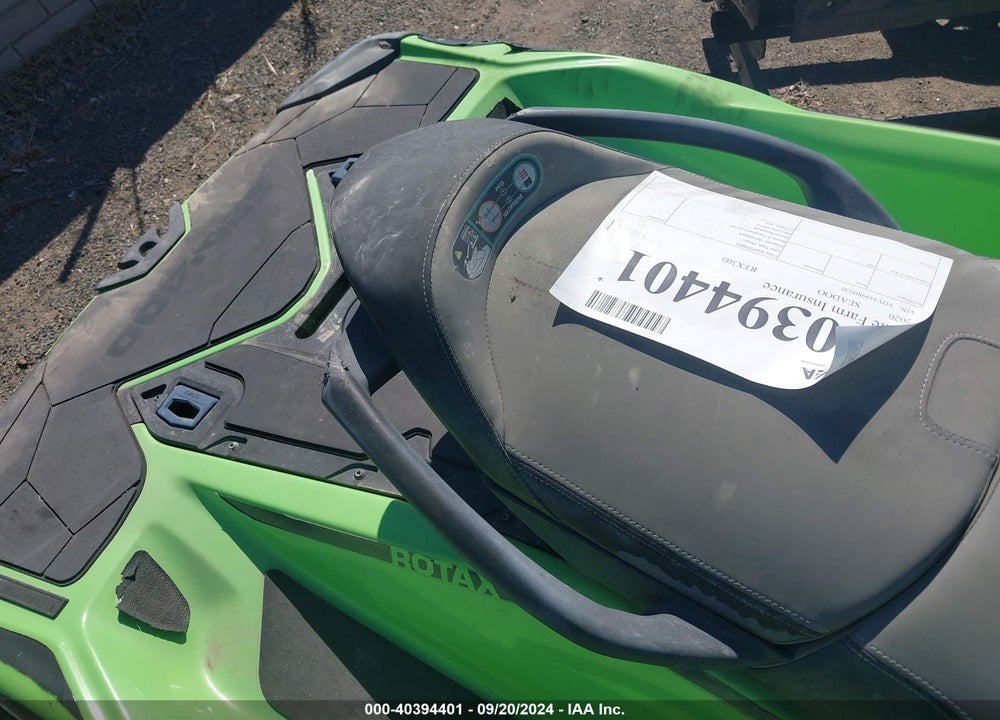 2020 SEADOO RTX300 VIN: YDV58789C020