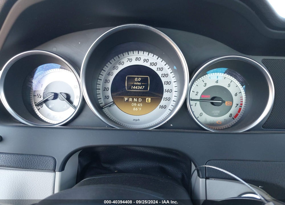 2012 MERCEDES-BENZ C 250 LUXURY/SPORT VIN: WDDGF4HB6CA621760