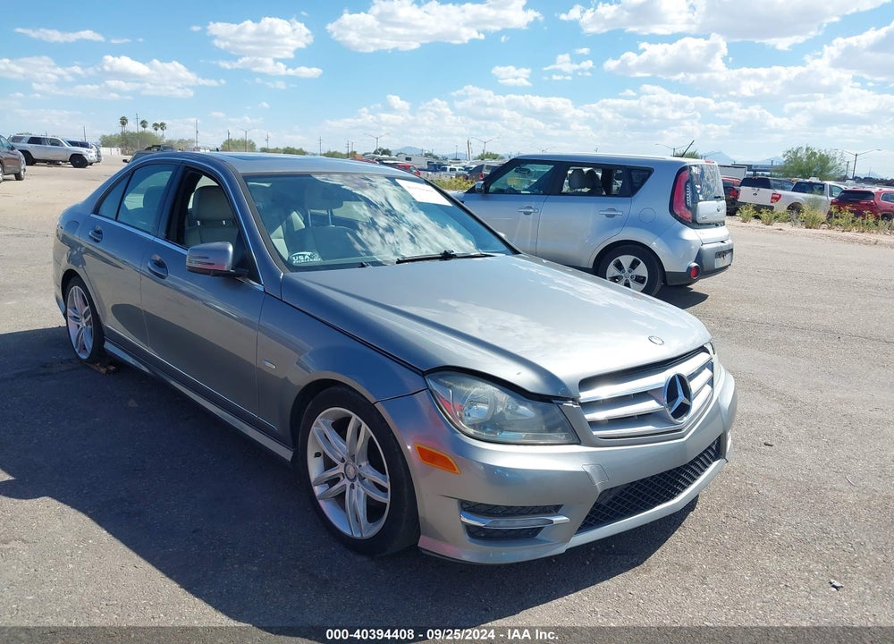 2012 MERCEDES-BENZ C 250 LUXURY/SPORT VIN: WDDGF4HB6CA621760