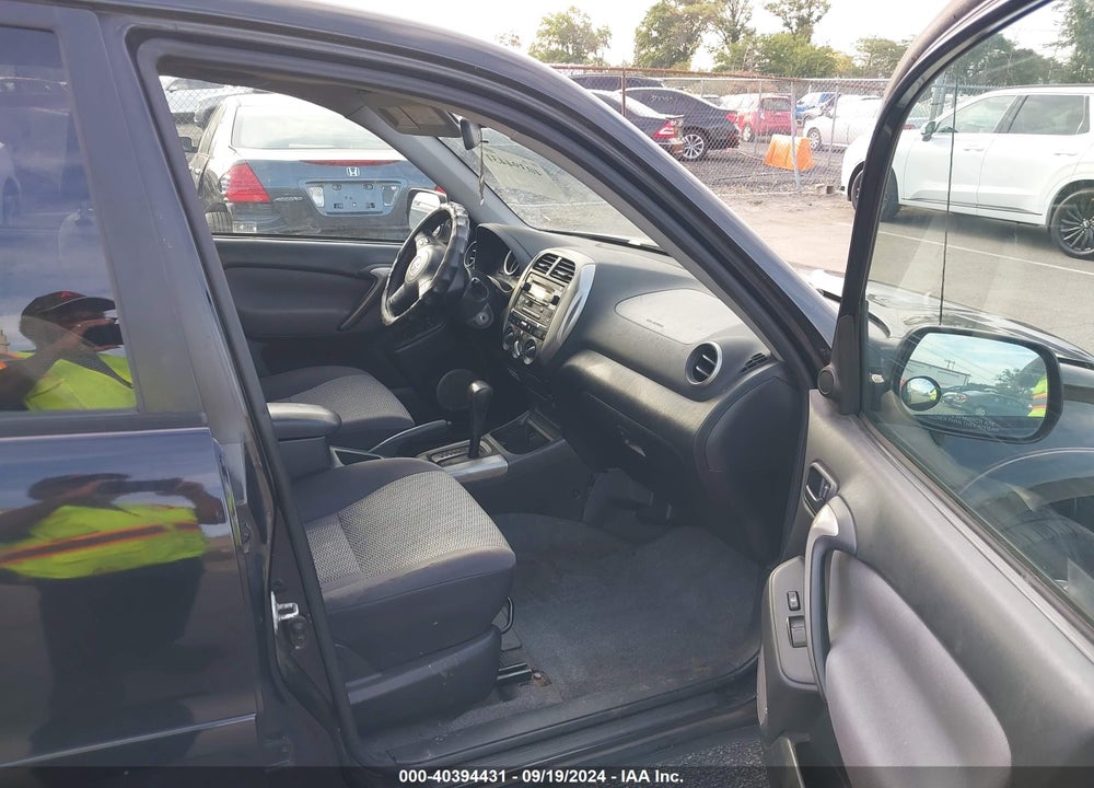 2004 TOYOTA RAV4 VIN: JTEHD20V540001323