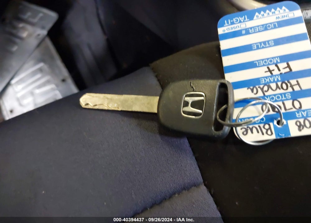 2008 HONDA FIT VIN: JHMGD37478S031094