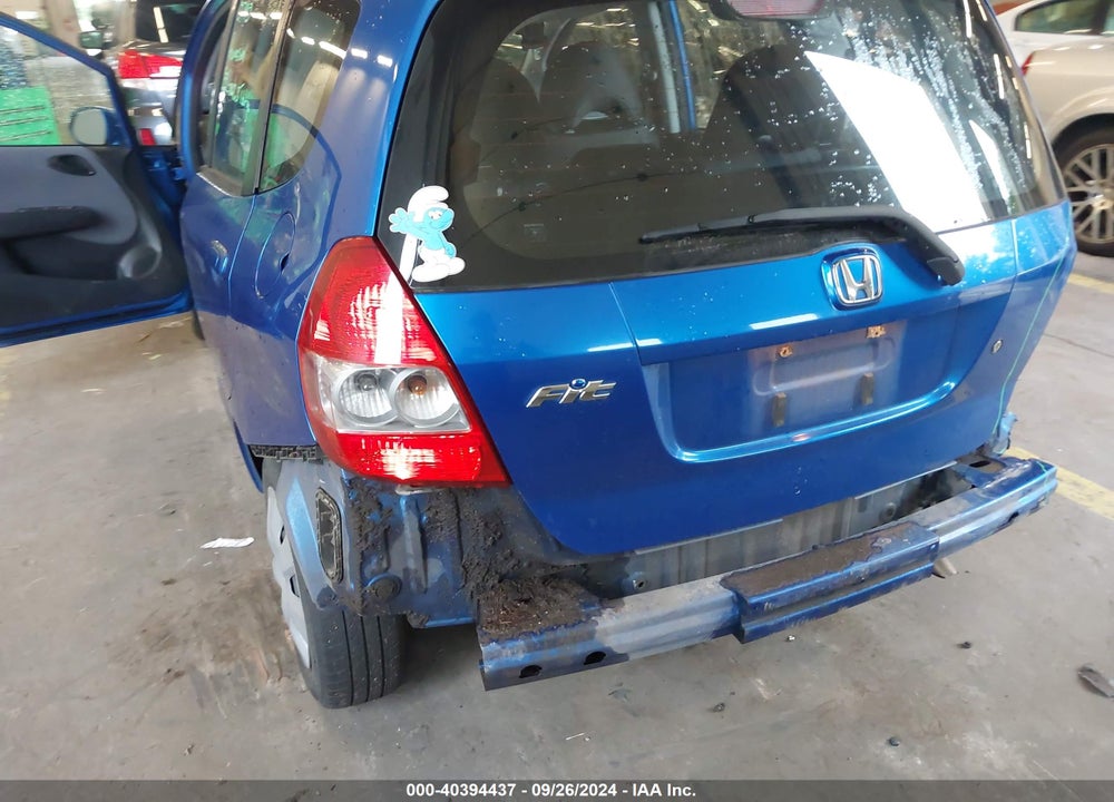 2008 HONDA FIT VIN: JHMGD37478S031094