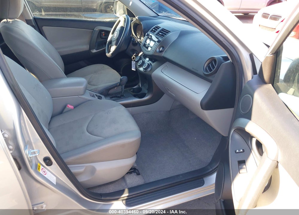 2010 TOYOTA RAV4 VIN: JTMBF4DV5A5017742