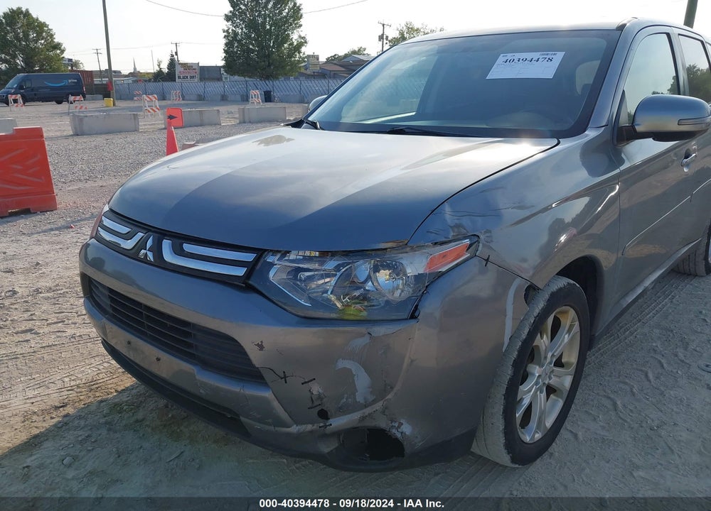 2014 MITSUBISHI OUTLANDER SE VIN: JA4AD3A34EZ008540