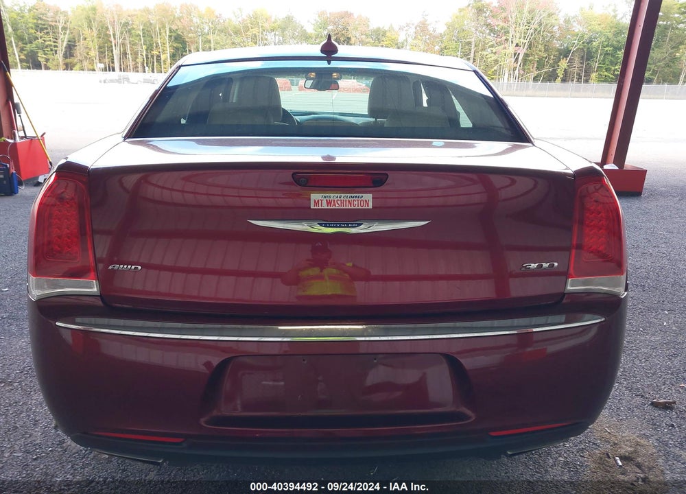 2018 CHRYSLER 300 LIMITED AWD VIN: 2C3CCAKG7JH250941