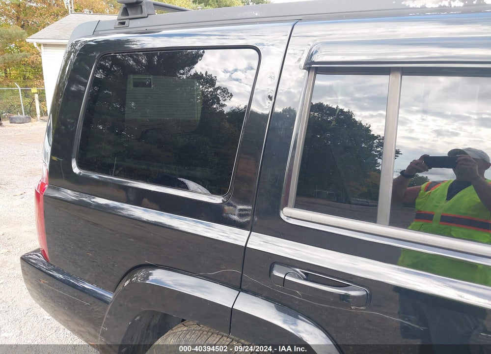 2007 JEEP COMMANDER SPORT VIN: 1J8HG48K97C606538