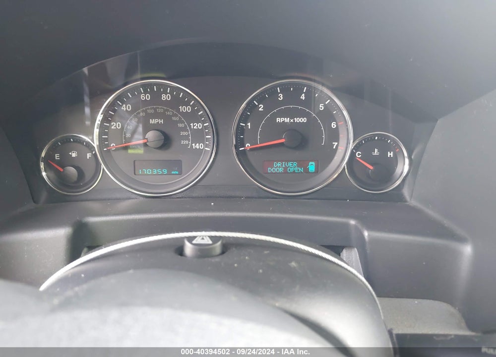 2007 JEEP COMMANDER SPORT VIN: 1J8HG48K97C606538