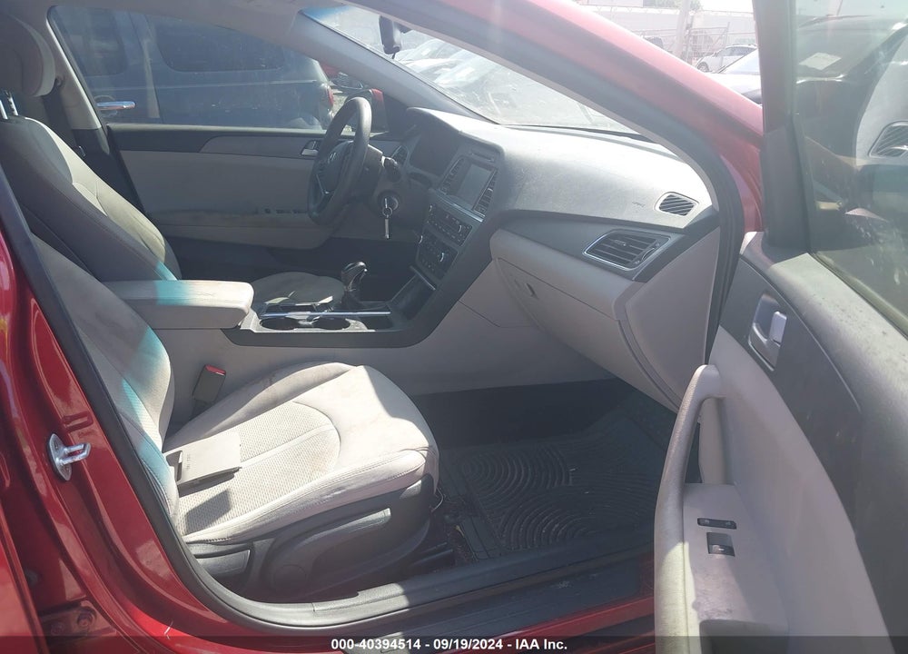 2016 HYUNDAI SONATA SE VIN: 5NPE24AF9GH370435