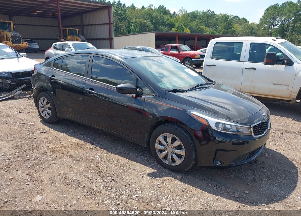 2017 KIA FORTE LX VIN: 3KPFK4A75HE016222
