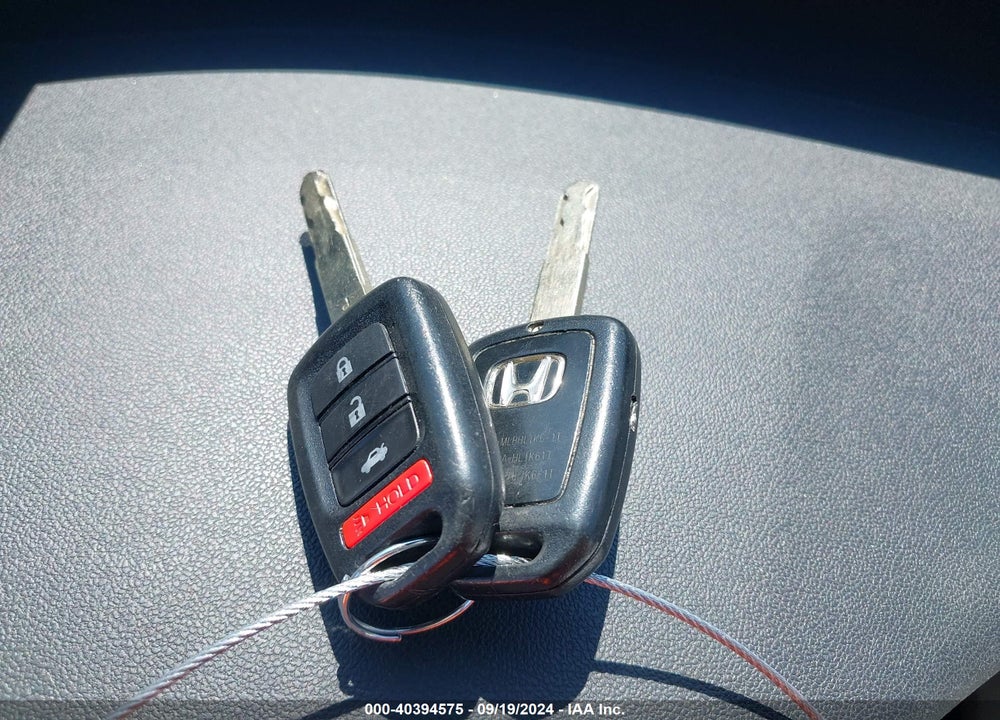 2014 HONDA CIVIC LX VIN: 19XFB2F50EE266684