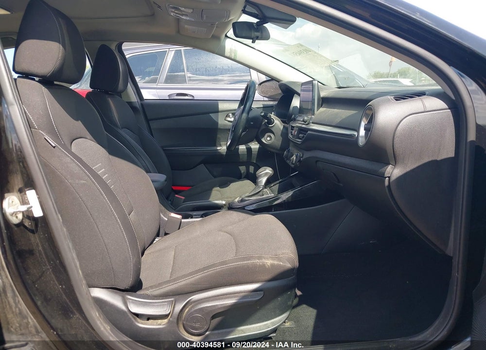2019 KIA FORTE S VIN: 3KPF34AD9KE023359
