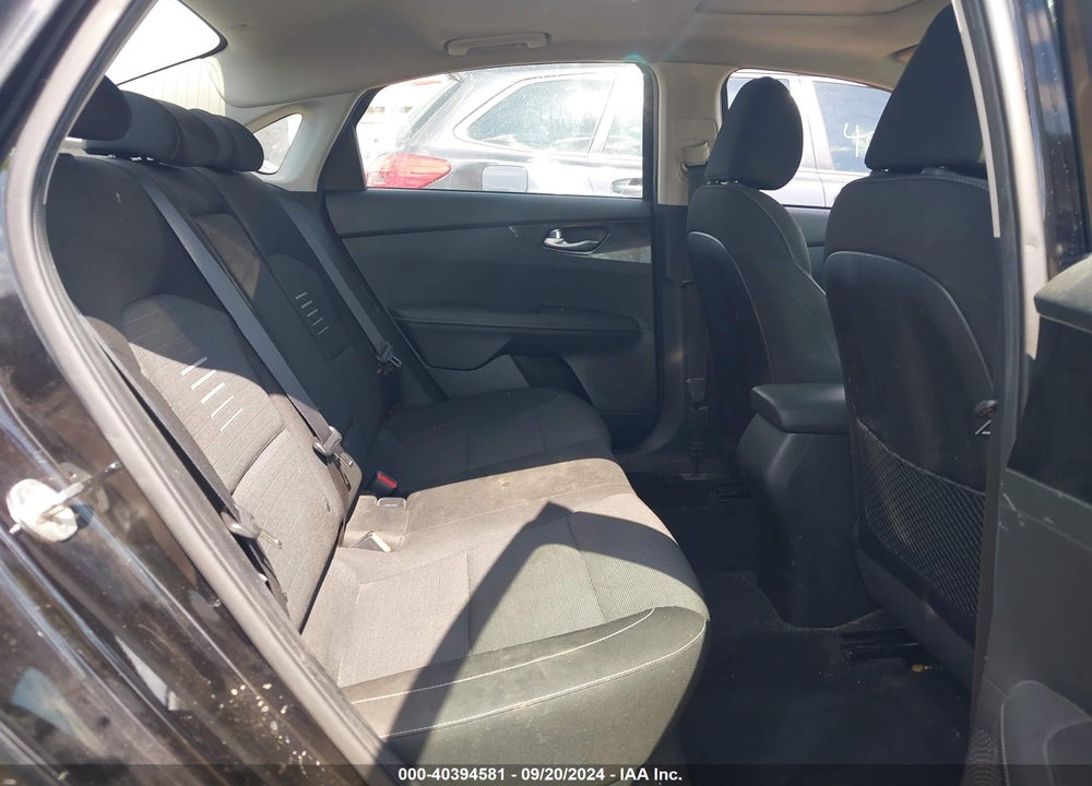 2019 KIA FORTE S VIN: 3KPF34AD9KE023359
