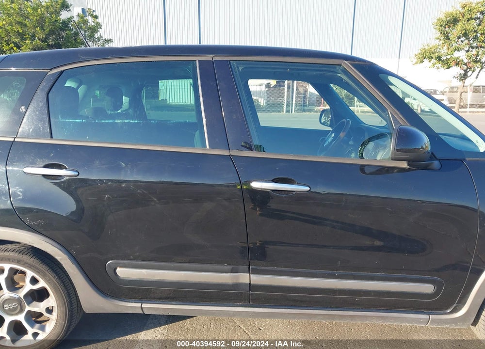 2014 FIAT 500L TREKKING VIN: ZFBCFADH7EZ018051