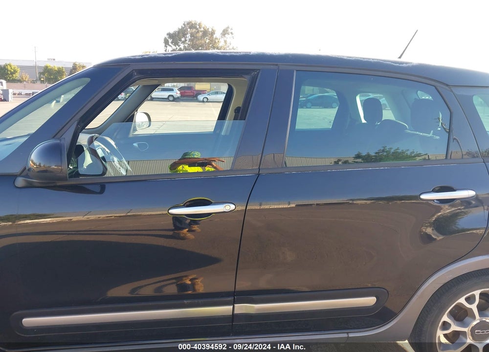 2014 FIAT 500L TREKKING VIN: ZFBCFADH7EZ018051
