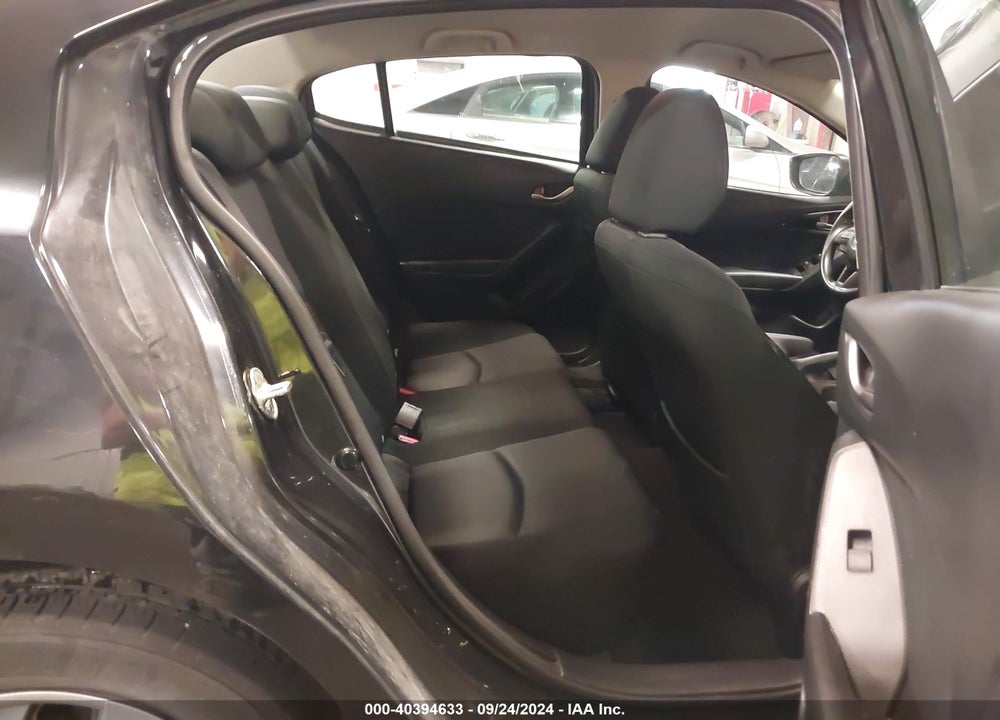 2014 MAZDA 3 I SPORT VIN: JM1BM1U73E1211320