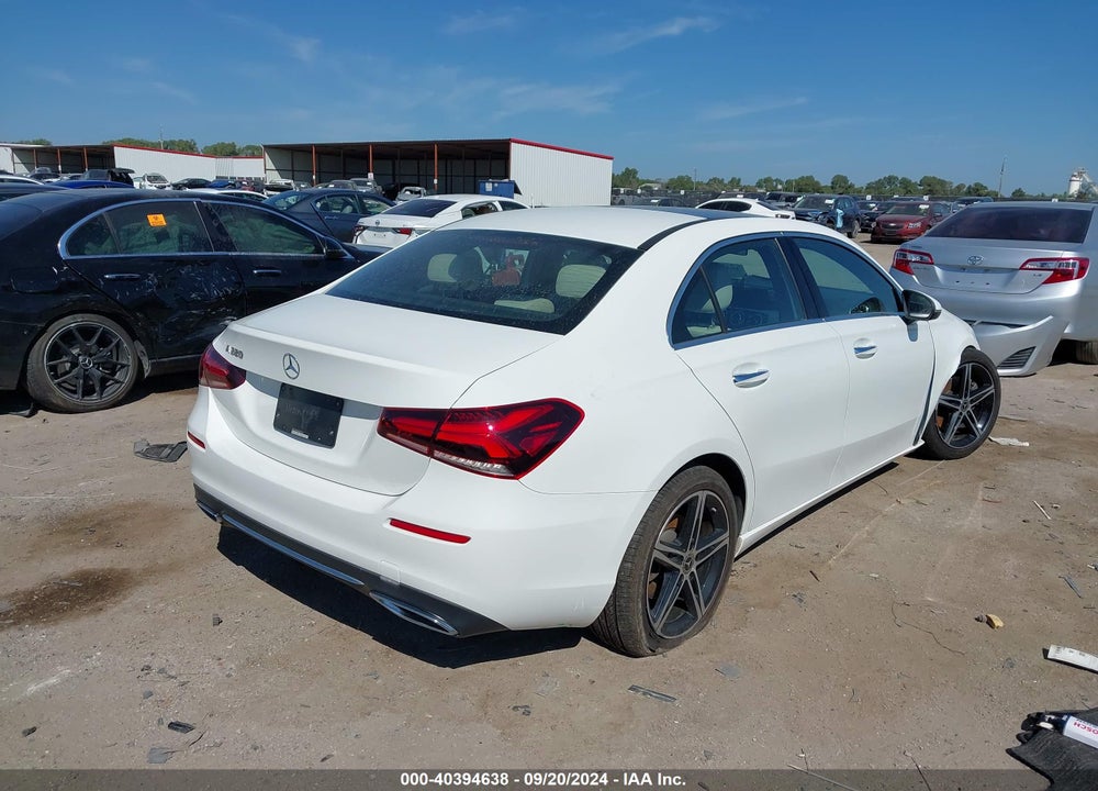 2019 MERCEDES-BENZ A 220 VIN: WDD3G4EB9KW035216