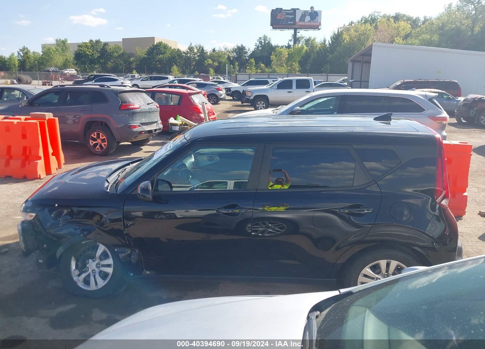 2020 KIA SOUL LX VIN: KNDJ23AU2L7085470