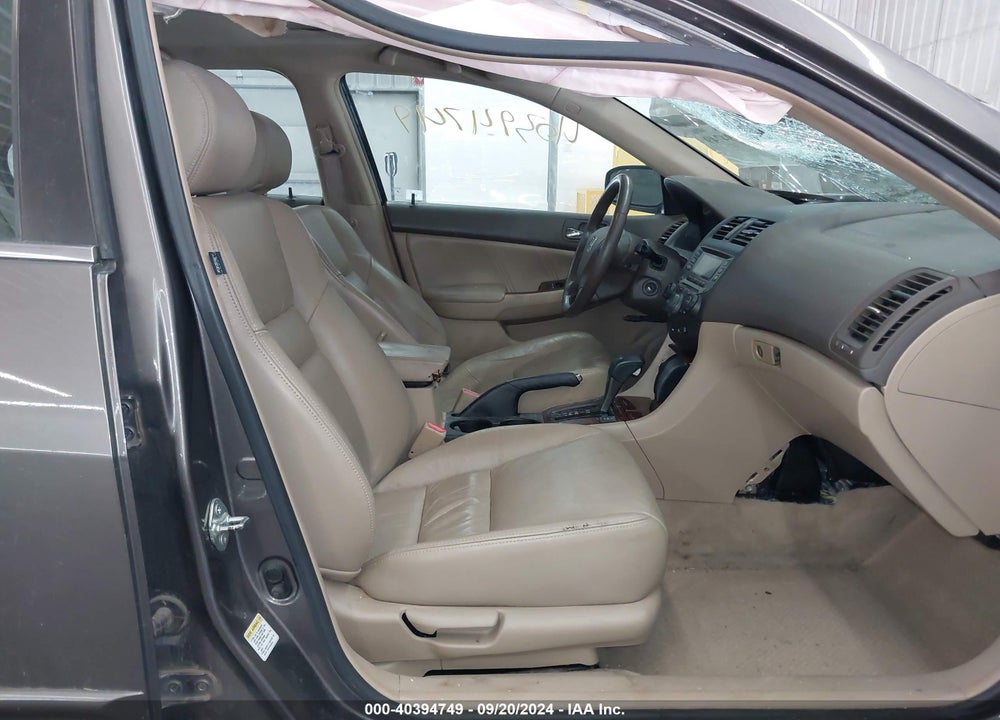 2007 HONDA ACCORD 2.4 EX VIN: 1HGCM56867A117065