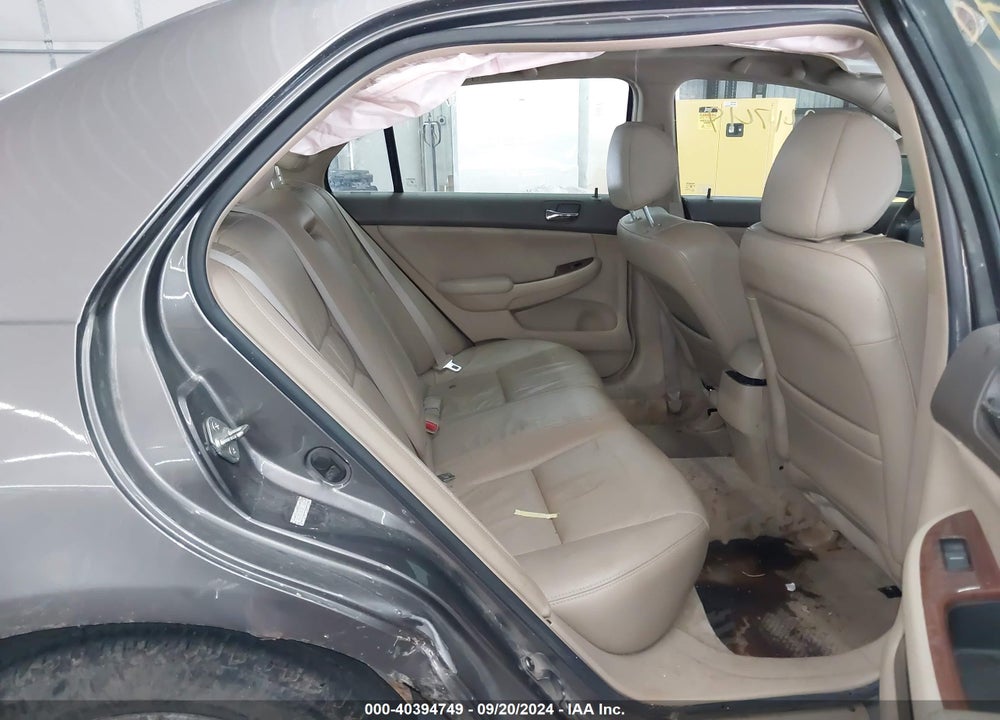 2007 HONDA ACCORD 2.4 EX VIN: 1HGCM56867A117065