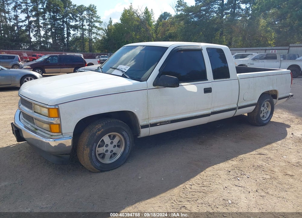 1998 CHEVROLET C1500 FLEETSIDE VIN: 2GCEC19R1W1161085