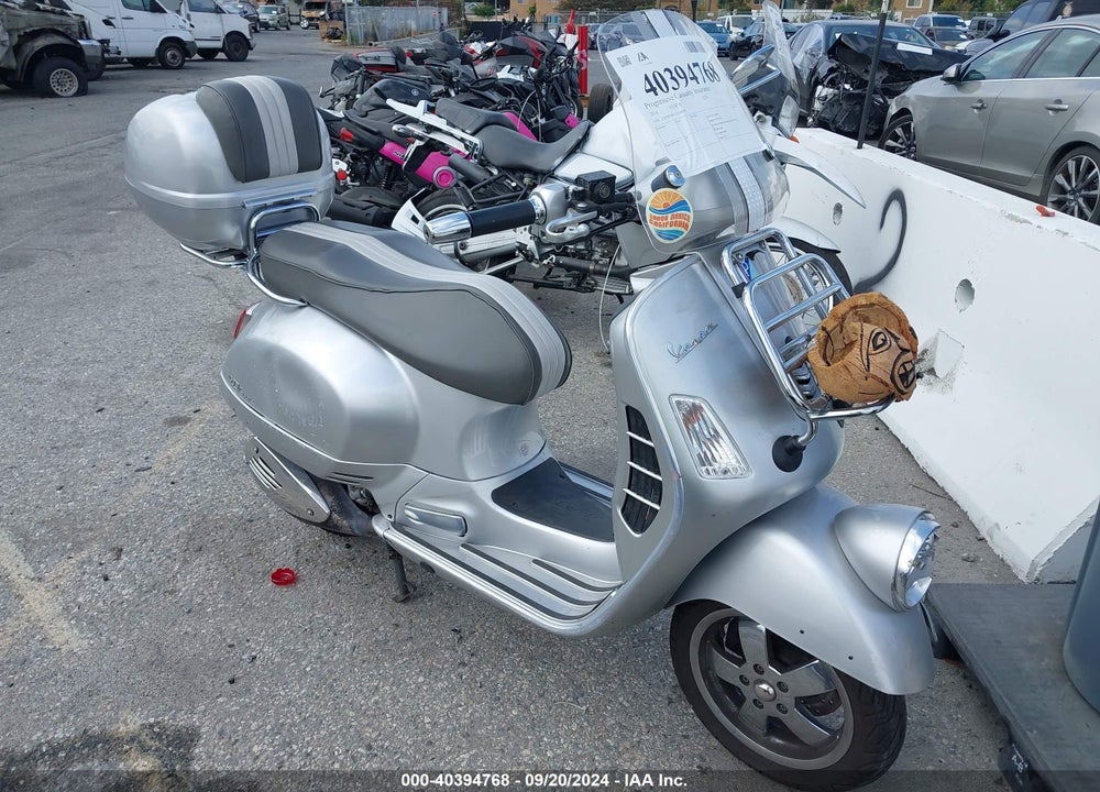 2016 VESPA GTS 300 SUPER VIN: ZAPM459L1G5300304