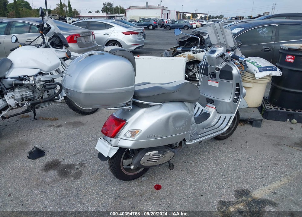2016 VESPA GTS 300 SUPER VIN: ZAPM459L1G5300304