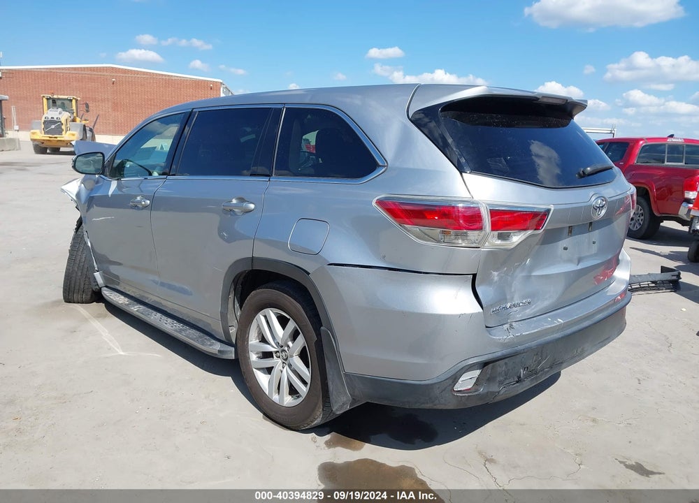 2016 TOYOTA HIGHLANDER LE VIN: 5TDZARFHXGS021838