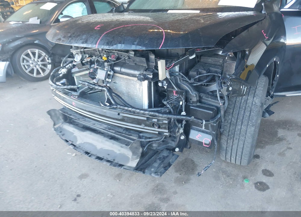 2018 NISSAN ROGUE SL VIN: JN8AT2MV0JW315333