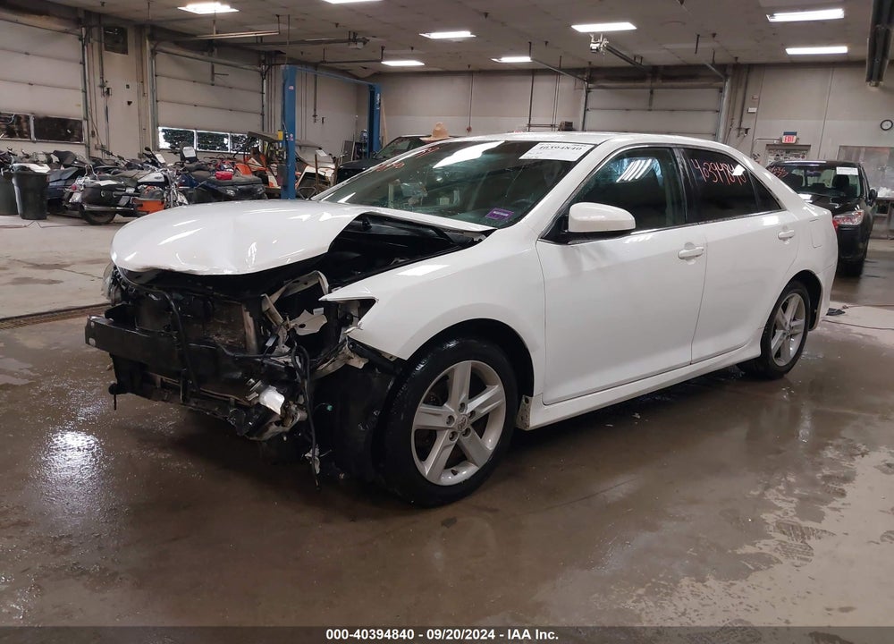 2013 TOYOTA CAMRY SE VIN: 4T1BF1FK4DU250647