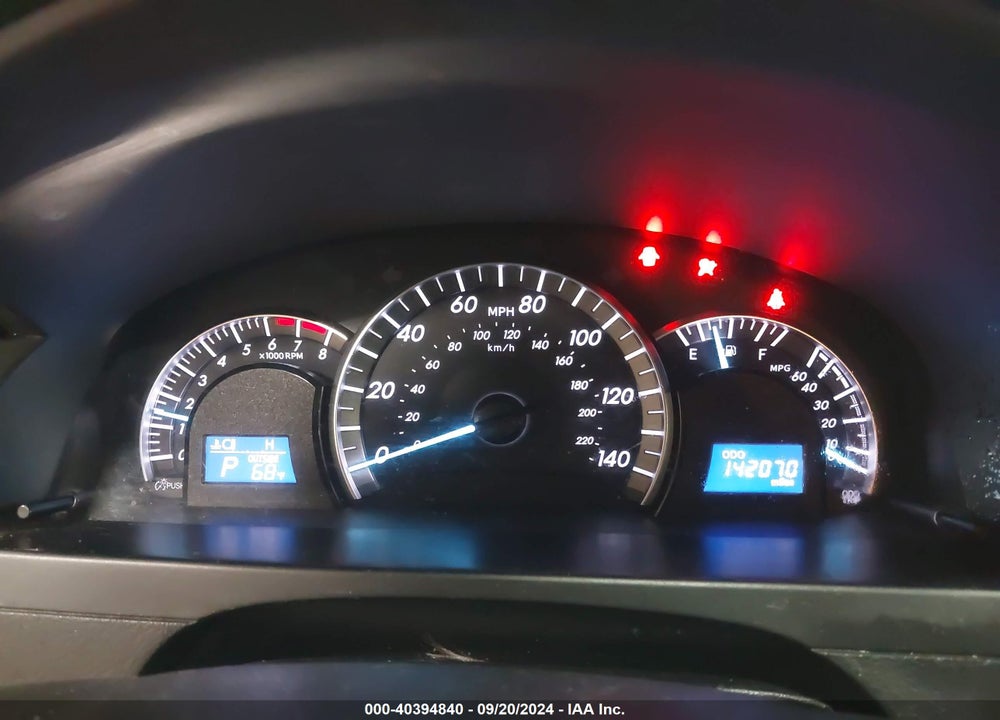 2013 TOYOTA CAMRY SE VIN: 4T1BF1FK4DU250647