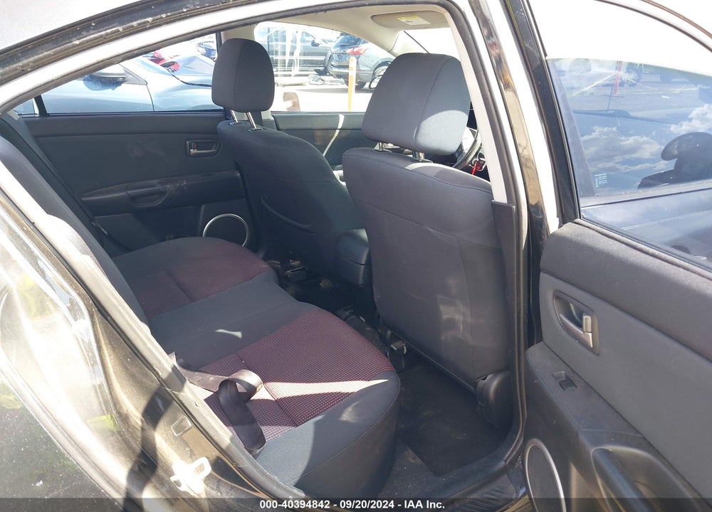 2004 MAZDA 3 S VIN: JM1BK123741208991