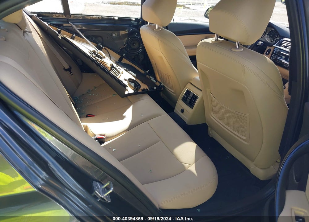 2018 BMW 320I XDRIVE VIN: WBA8E5G55JNV01700