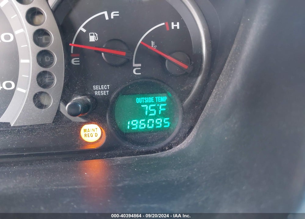 2005 HONDA PILOT EX-L VIN: 2HKYF185X5H507537