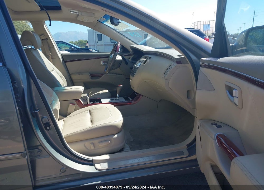 2007 HYUNDAI AZERA LIMITED/SE VIN: KMHFC46FX7A240273