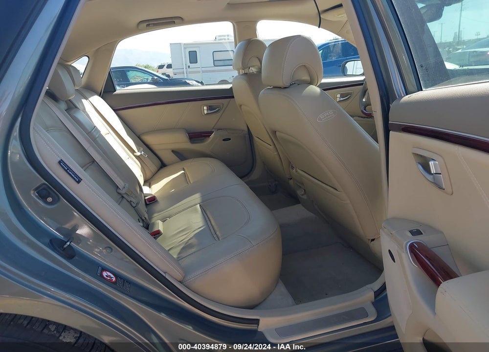 2007 HYUNDAI AZERA LIMITED/SE VIN: KMHFC46FX7A240273
