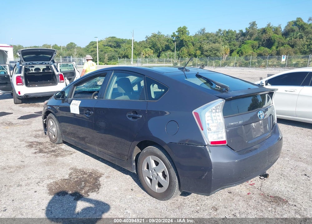 2011 TOYOTA PRIUS THREE VIN: JTDKN3DU2B0267281