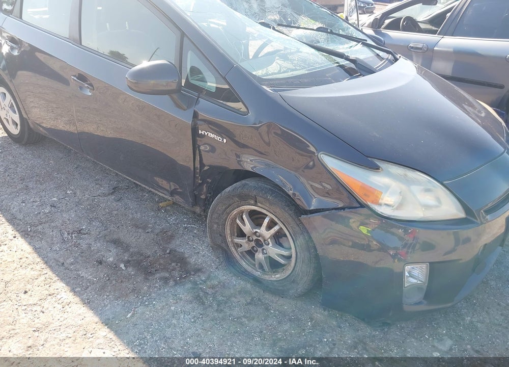 2011 TOYOTA PRIUS THREE VIN: JTDKN3DU2B0267281