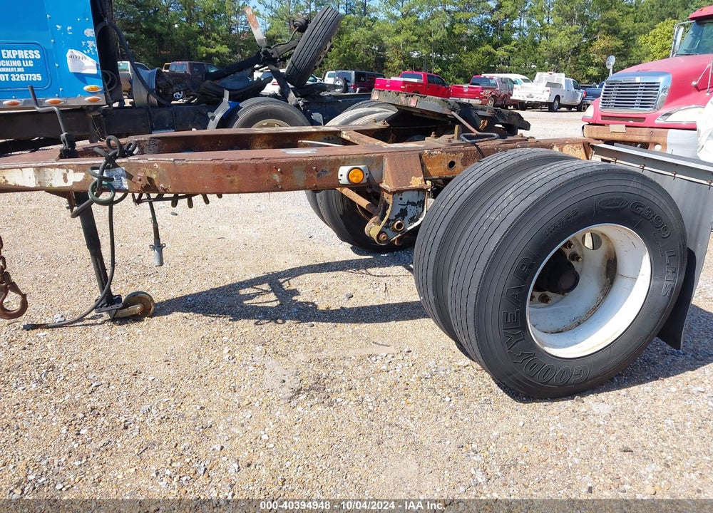 2007 TRAILMOBILE --- VIN: 2MN0YR0G871006197