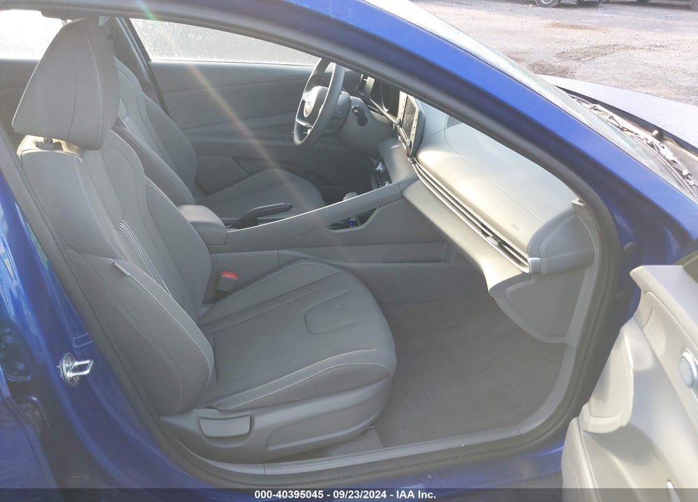 2023 HYUNDAI ELANTRA SEL VIN: KMHLM4AG3PU377120