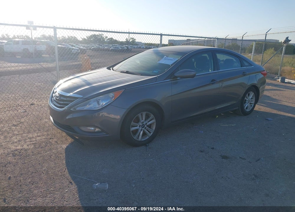 2013 HYUNDAI SONATA GLS VIN: 5NPEB4AC5DH556412