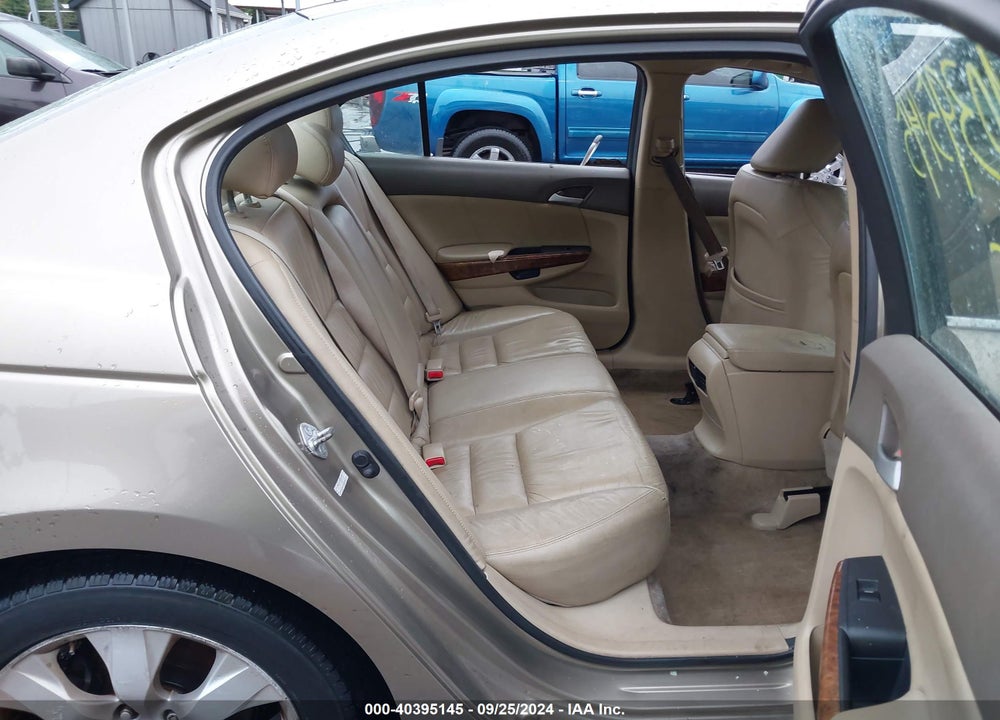2010 HONDA ACCORD 2.4 EX-L VIN: 1HGCP2F87AA063644