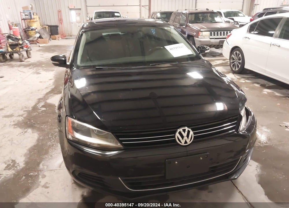 2014 VOLKSWAGEN JETTA 1.8T SE VIN: 3VWD07AJ2EM444676